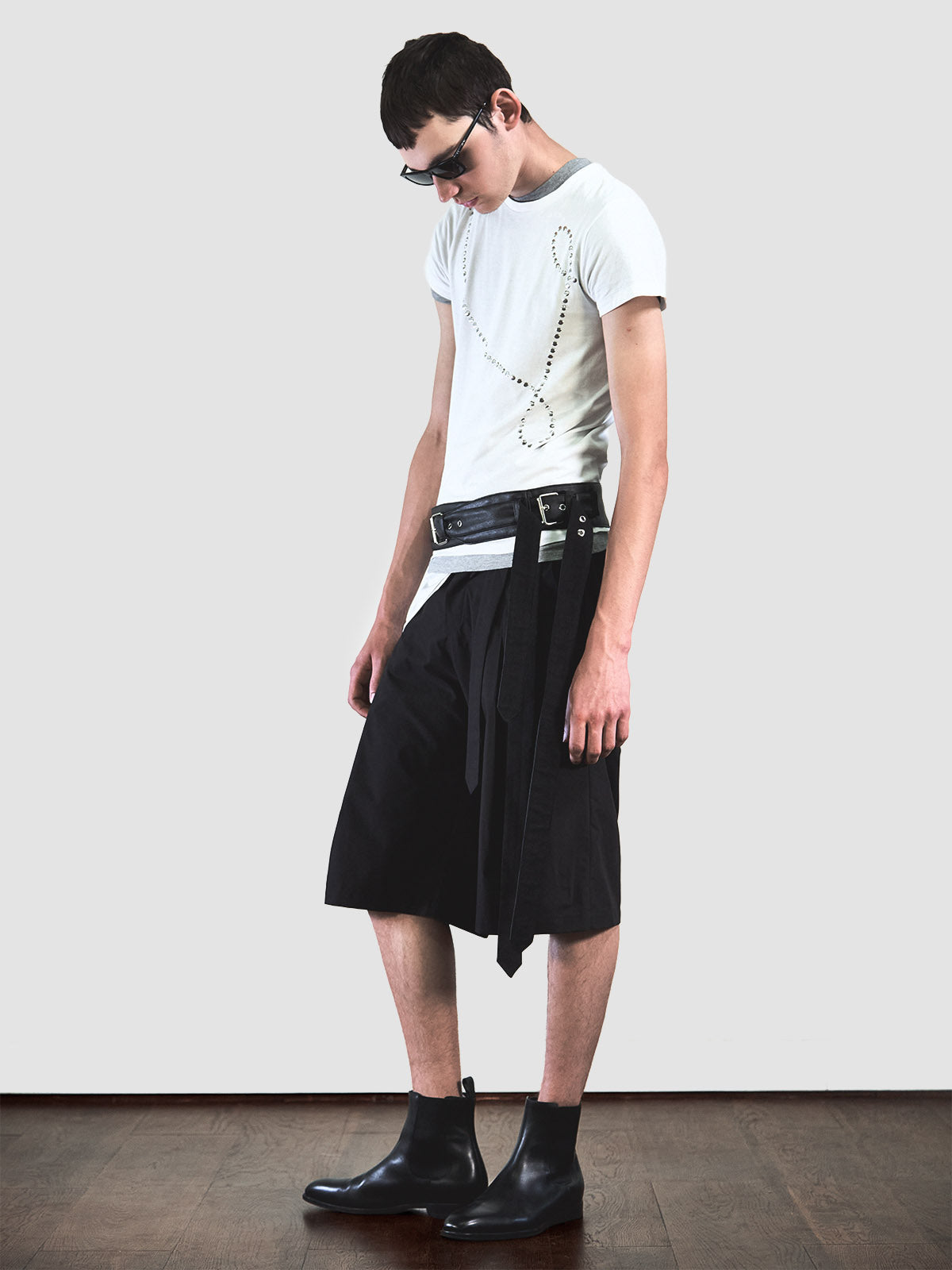 O'Keeffe Studded T-Shirt in White