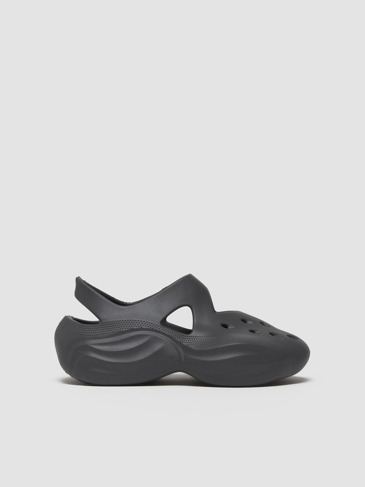 x Dingyun Zhang Diffuser Clog in Black Sand