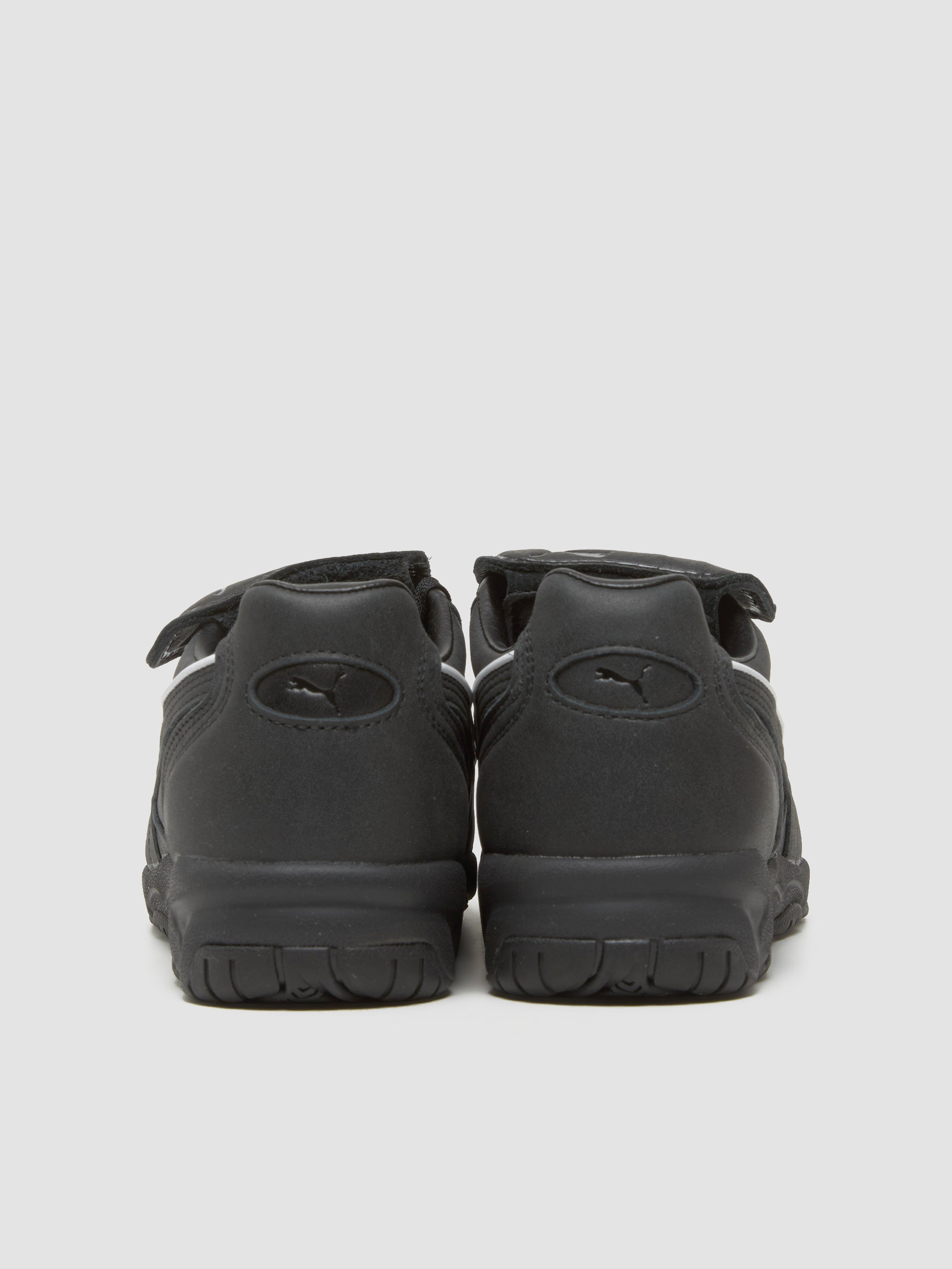 King Indoor Premium Sneaker in Black & White