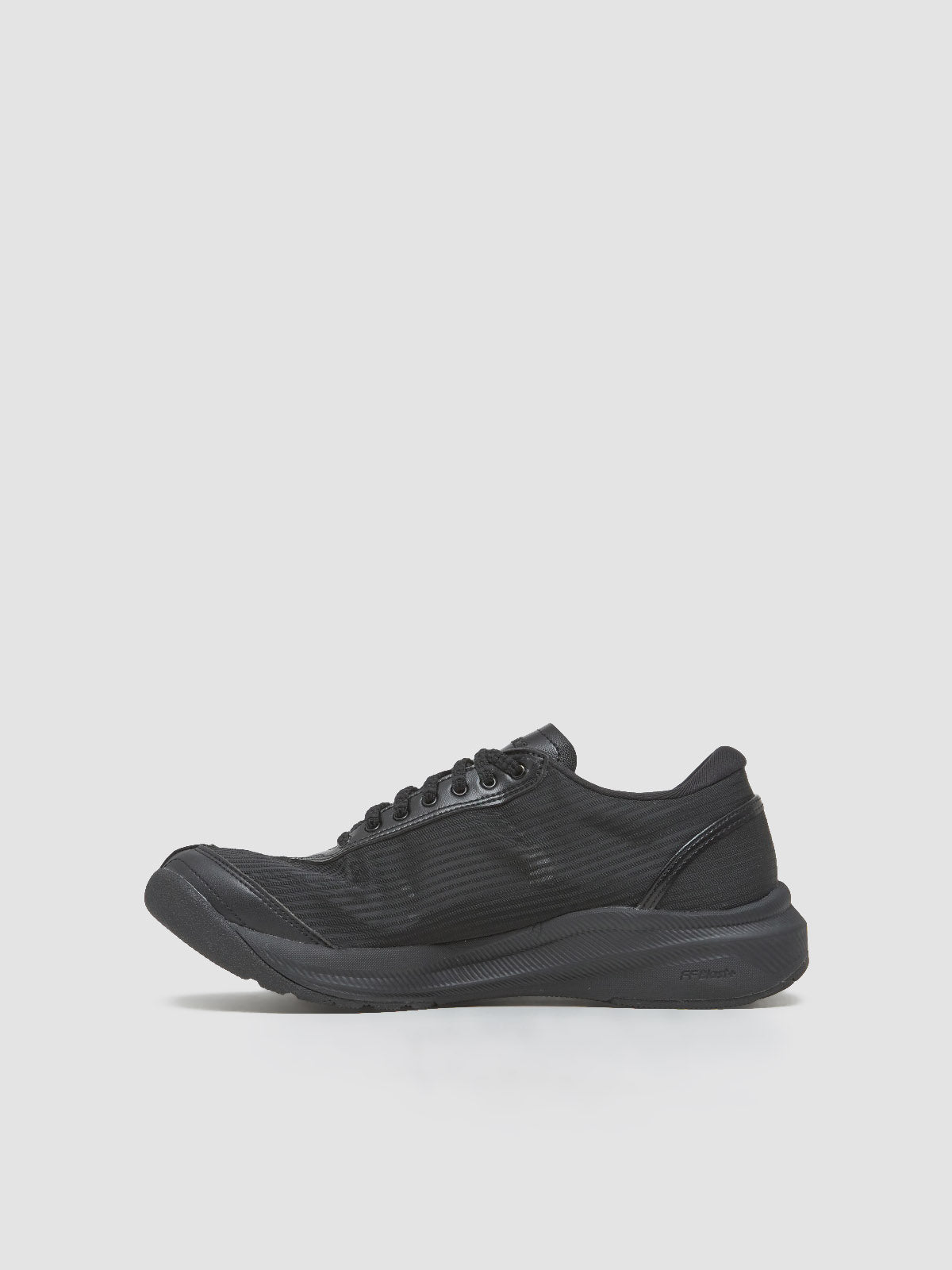 x Kiko Kostadinov ILARGI FF Sneaker in Carbon