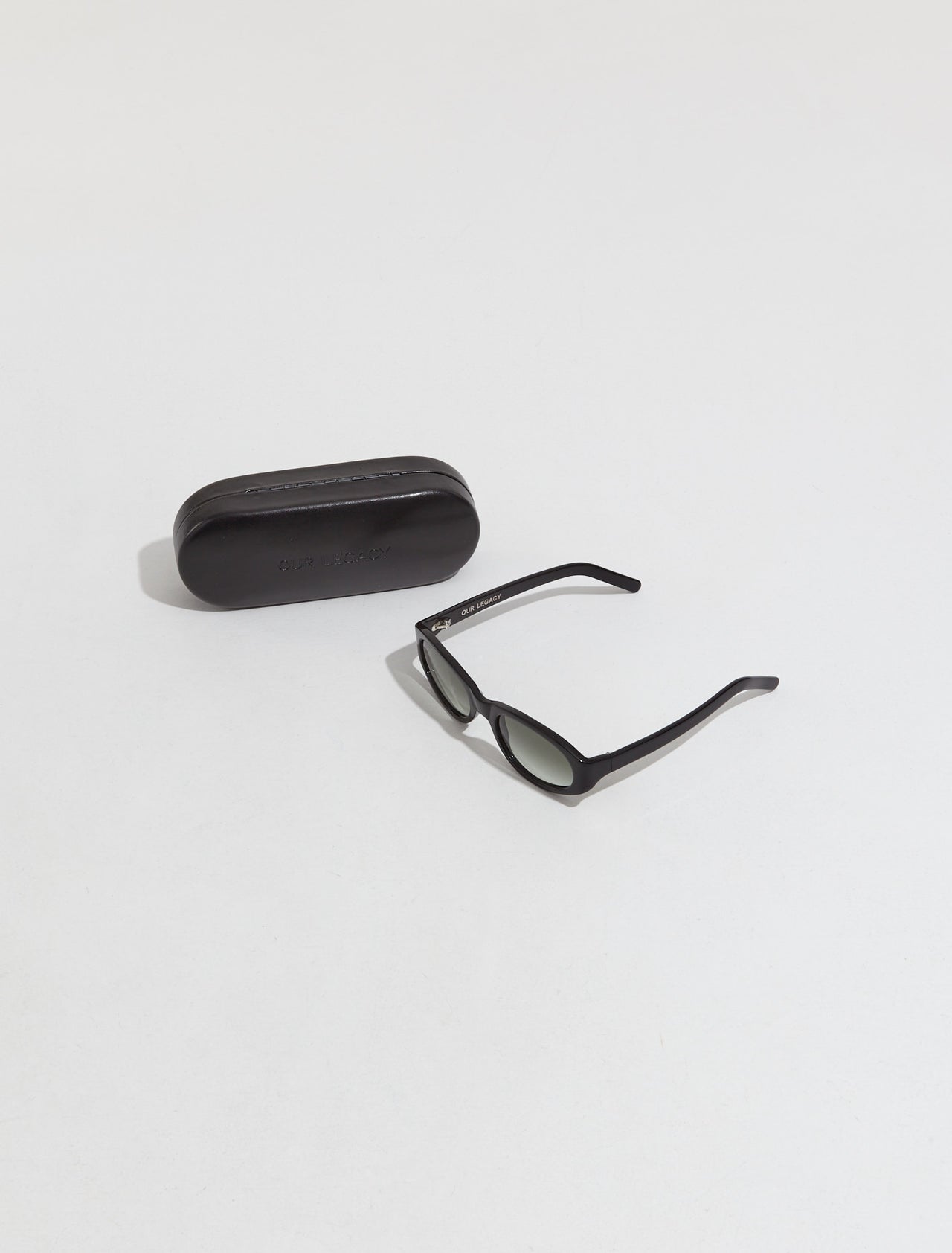 Unwound Sunglasses in Infinite Black