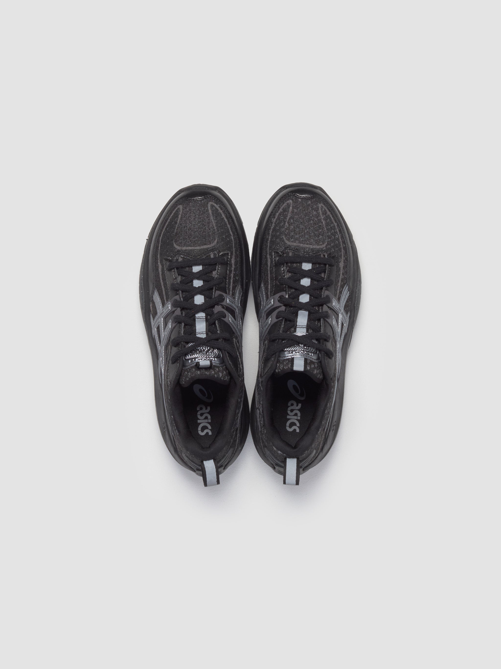 NEOCURVE Sneaker in Black & Pure Silver