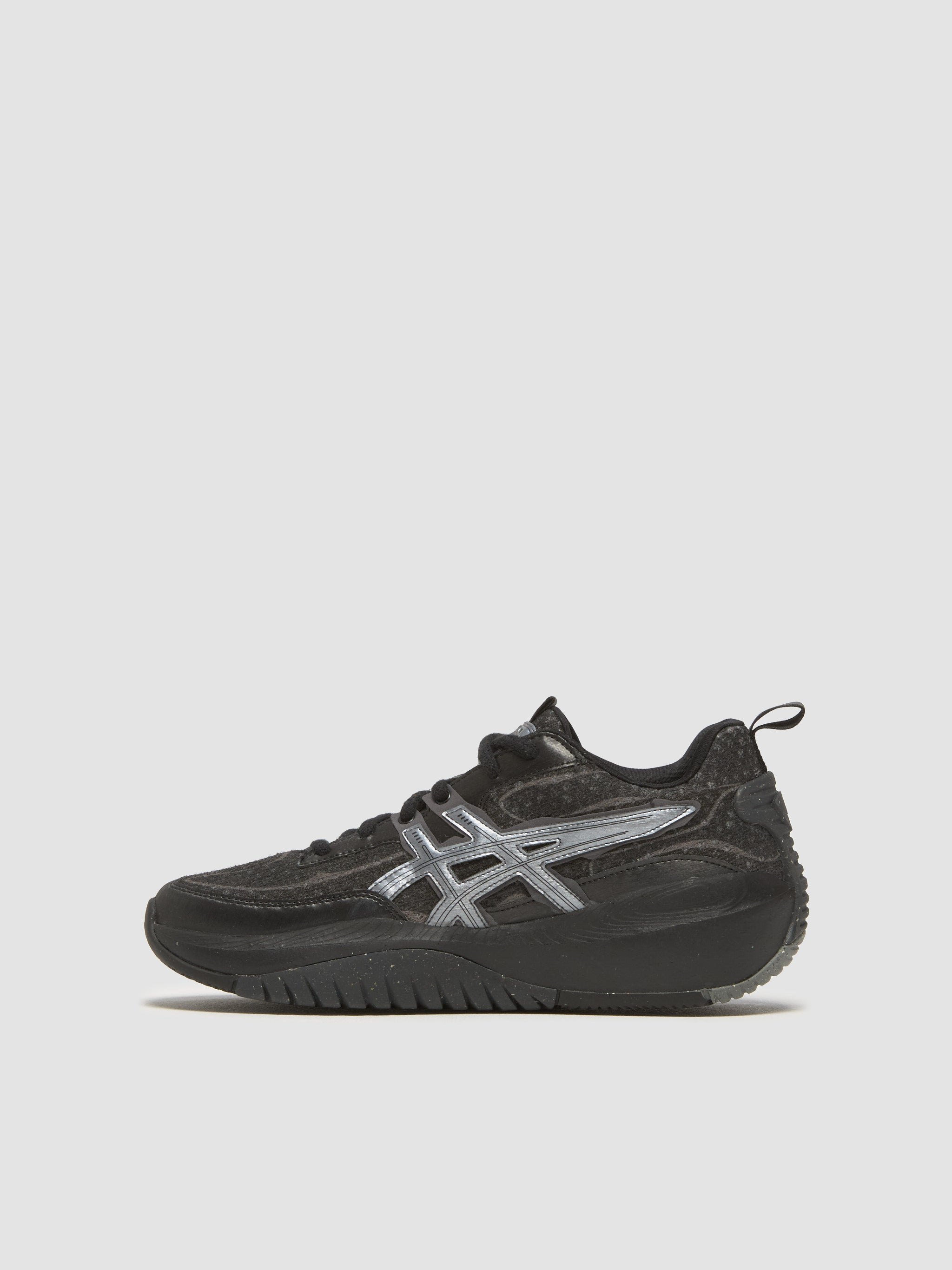 NEOCURVE Sneaker in Black & Pure Silver