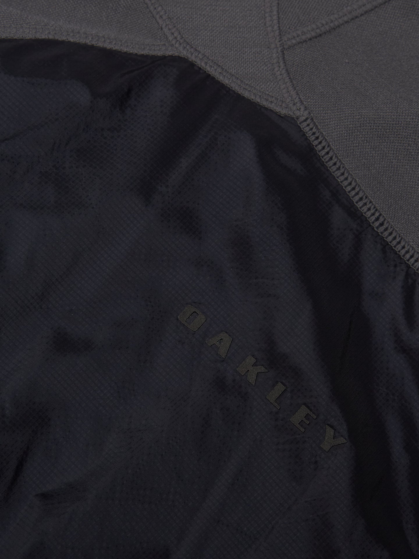 Latitude Flex Longsleeve in Granite Gray