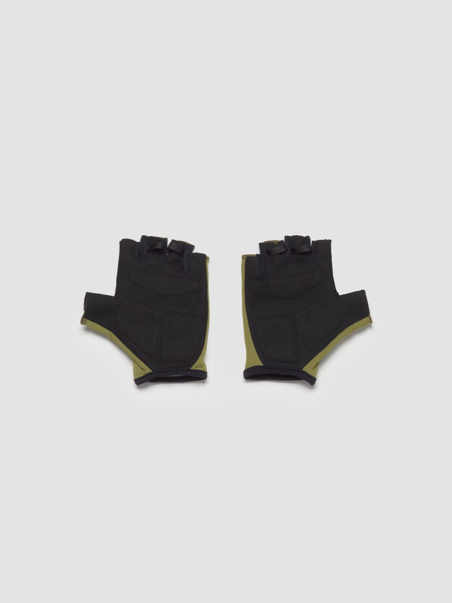Drops Road Gloves in Fern