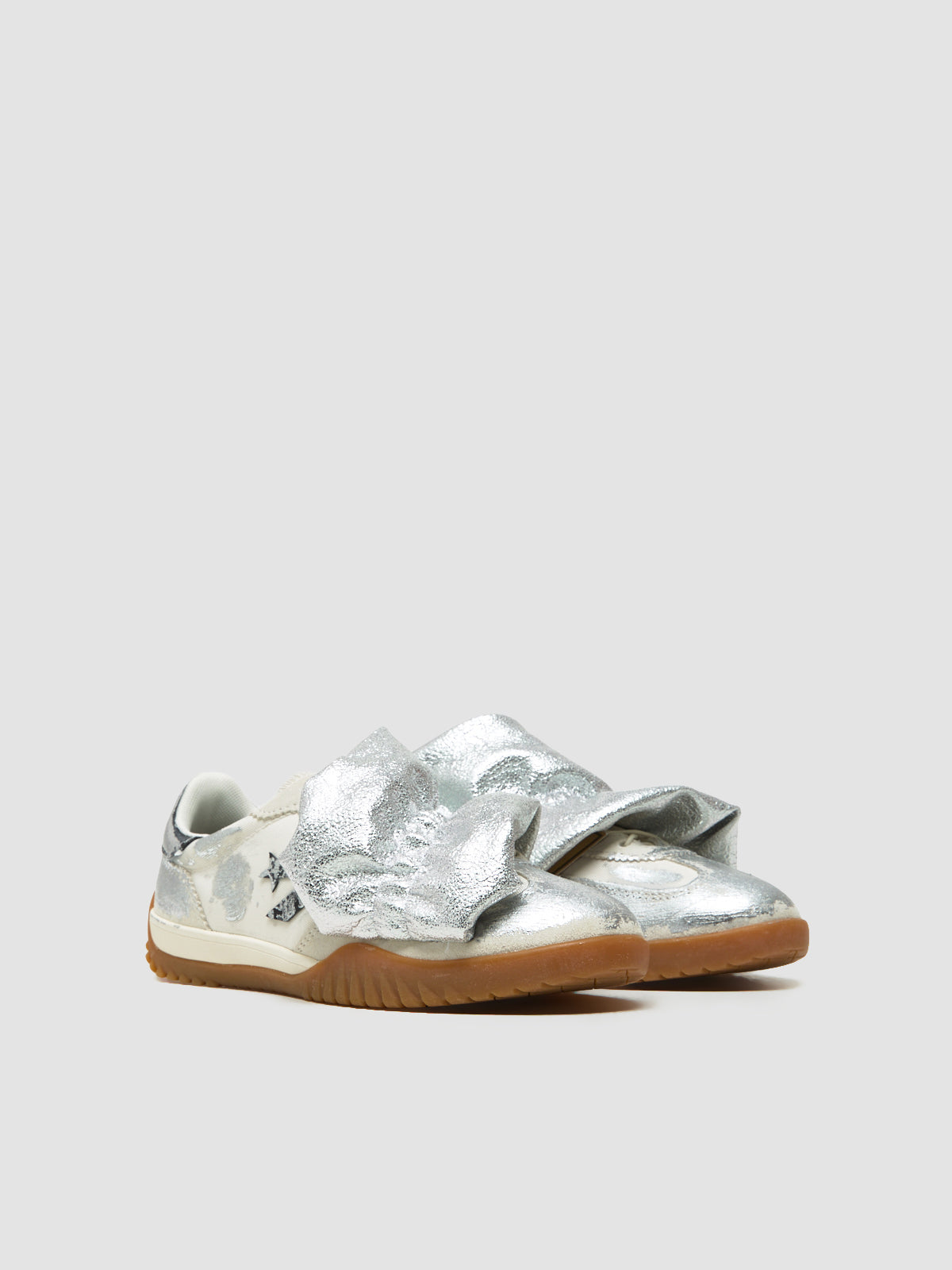 Run Star Trainer Ltd in Metal Silver Ruffle