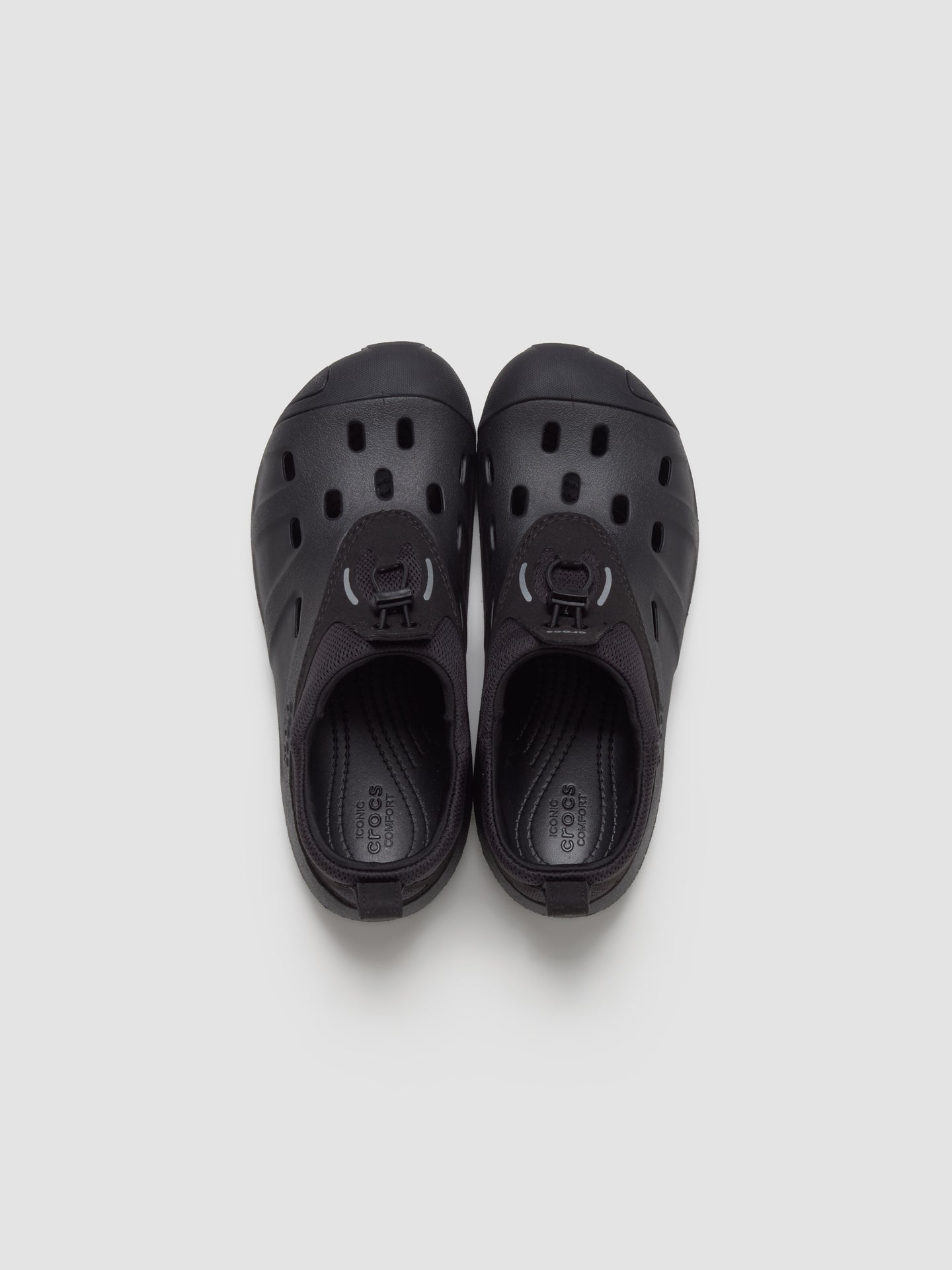 Quick Trail Low Shoe in Black