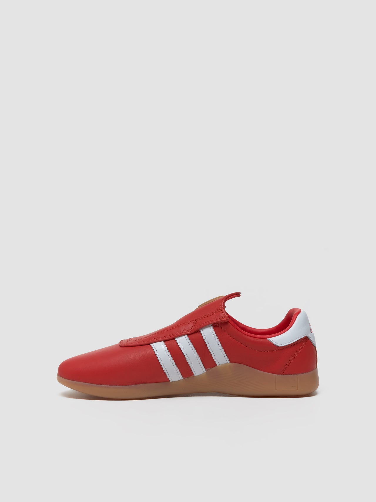 WMNS Taekwondo Mei Sneaker in Red & White