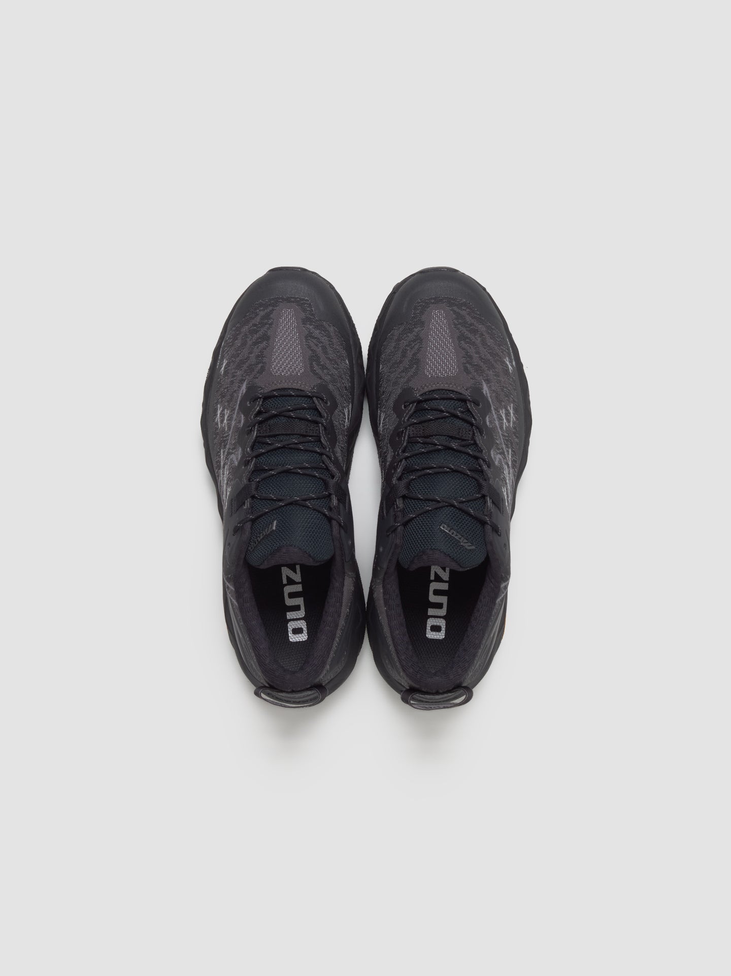 Wave Mujin LS GTX Sneaker in Black & Black Sand