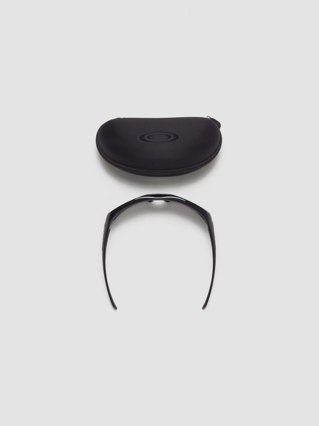 Belleville in Polished Black with Prizm Black Lenses
