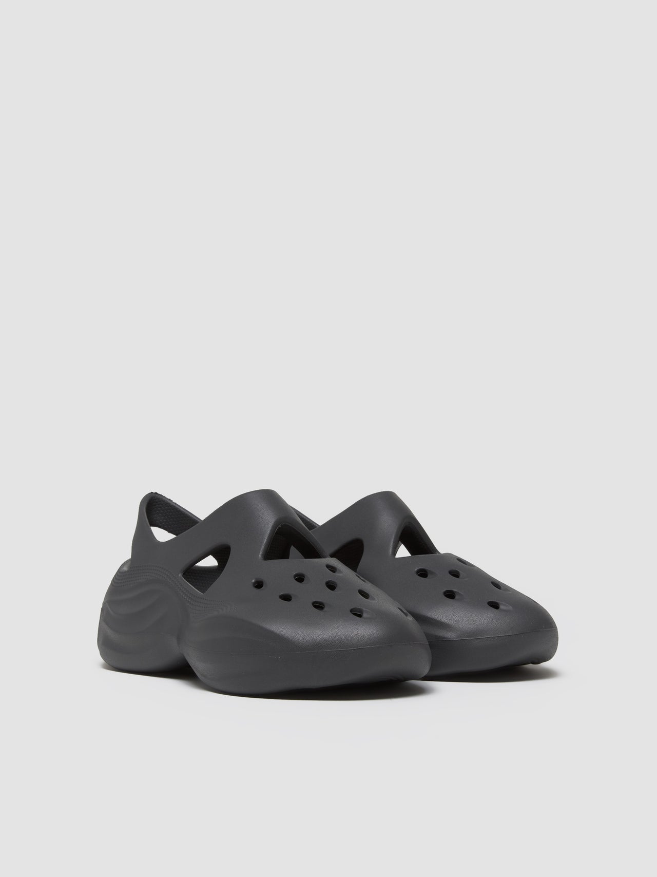 x Dingyun Zhang Diffuser Clog in Black Sand