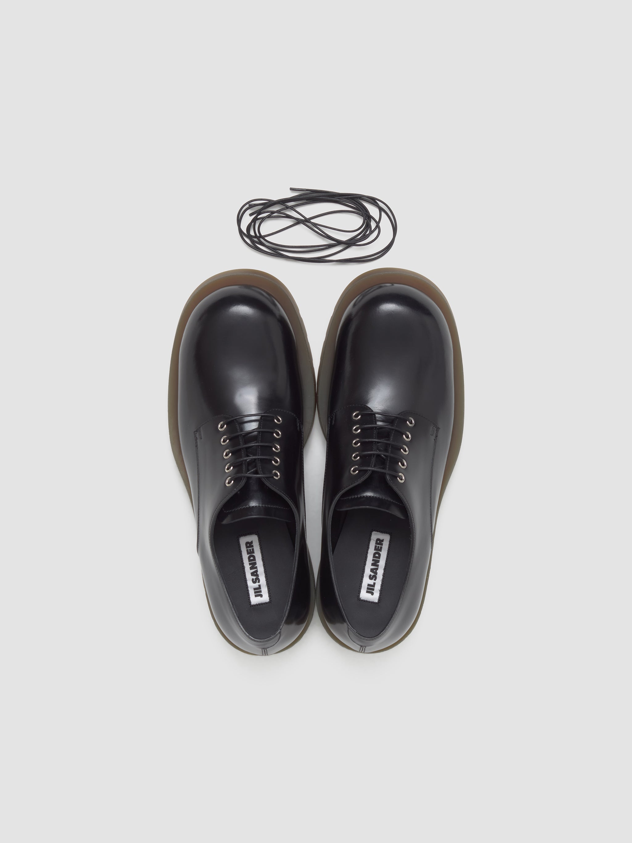 Lace-Up Derby Shoes in Black