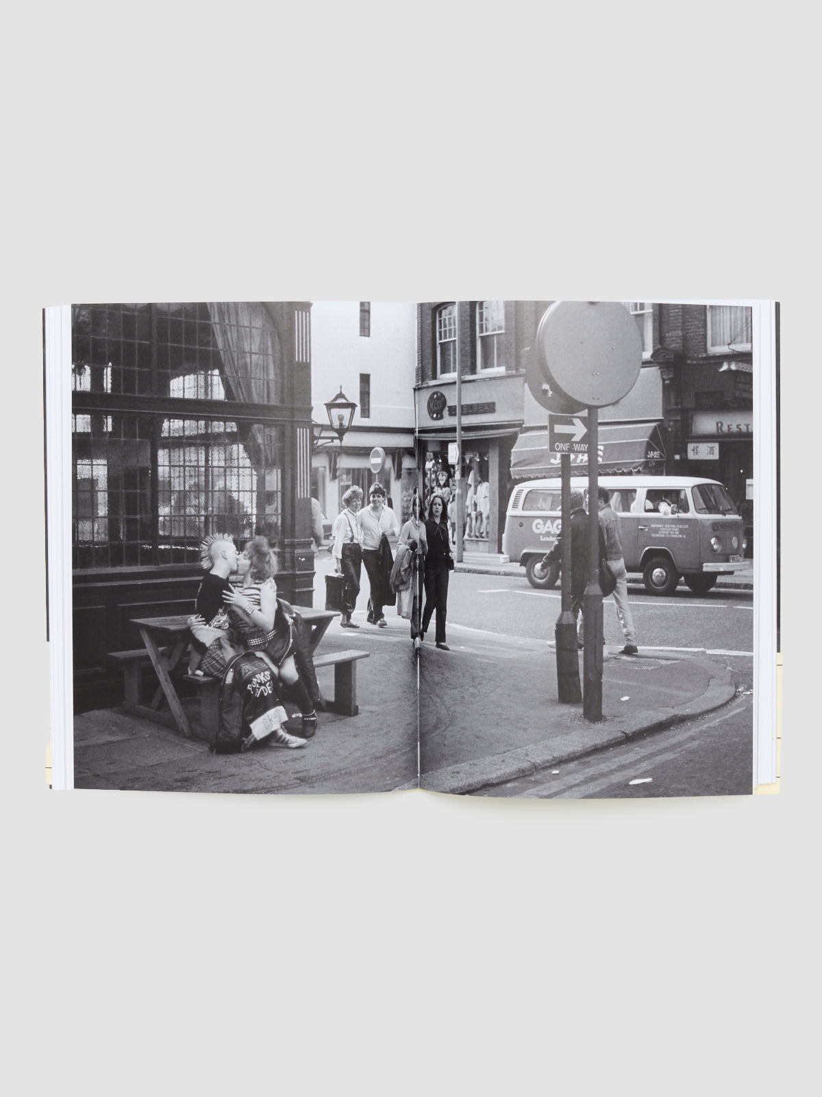 Hello, I Love You - Derek Ridgers