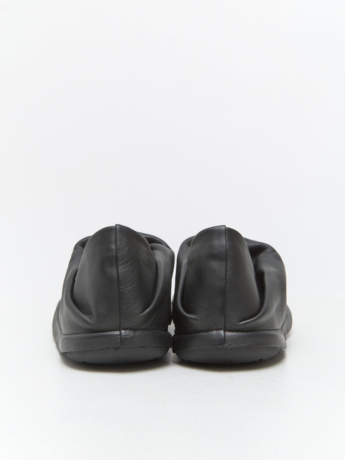 x Issey Miyake Men's Peu Form Shoes in Black