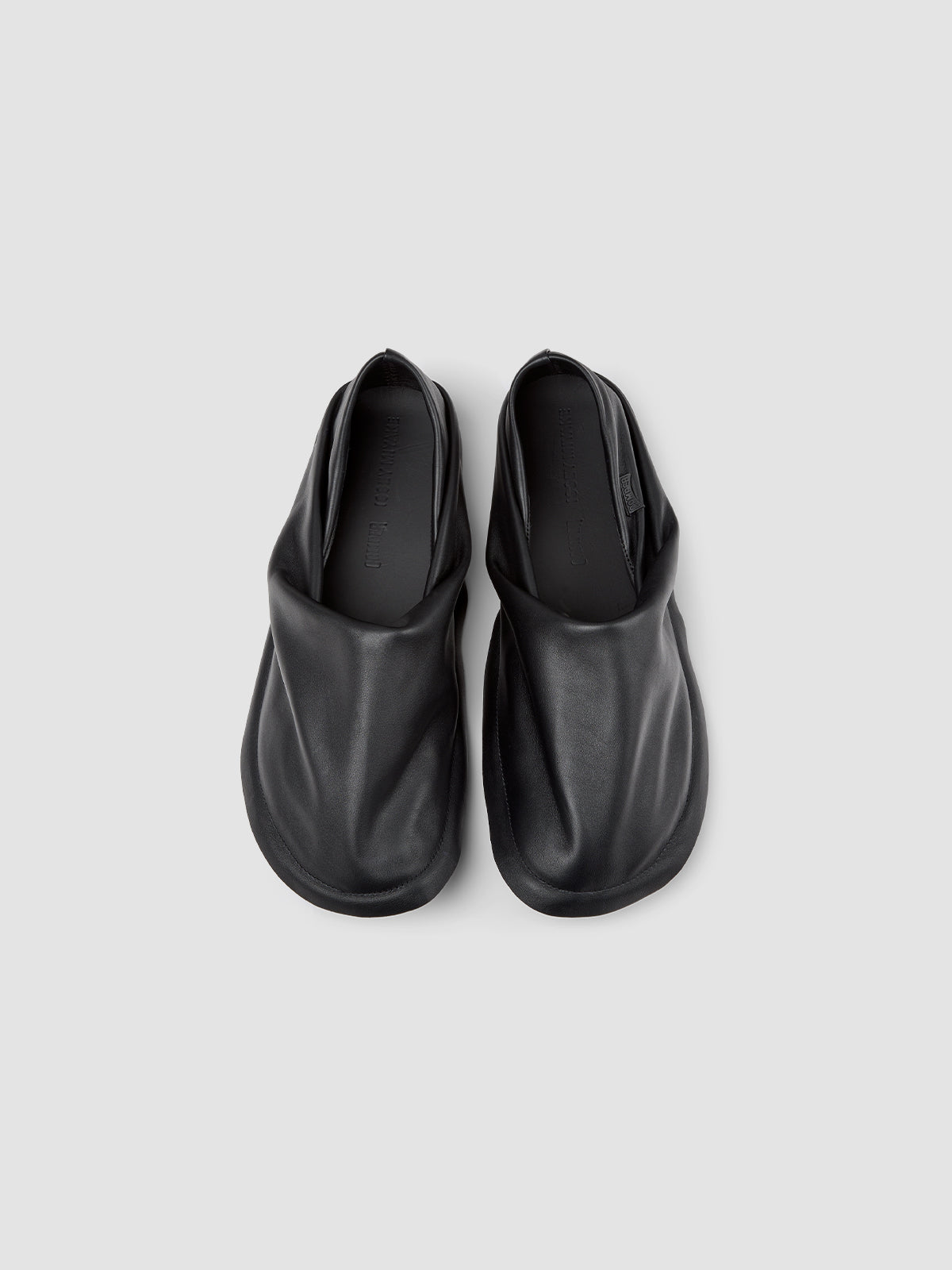 x Issey Miyake Men's Peu Form Shoes in Black